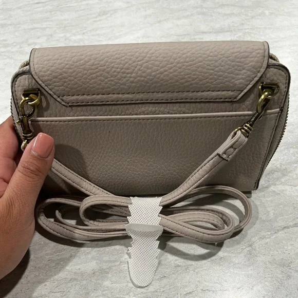 NWOT Relic Crossbody - Picture 6 of 7